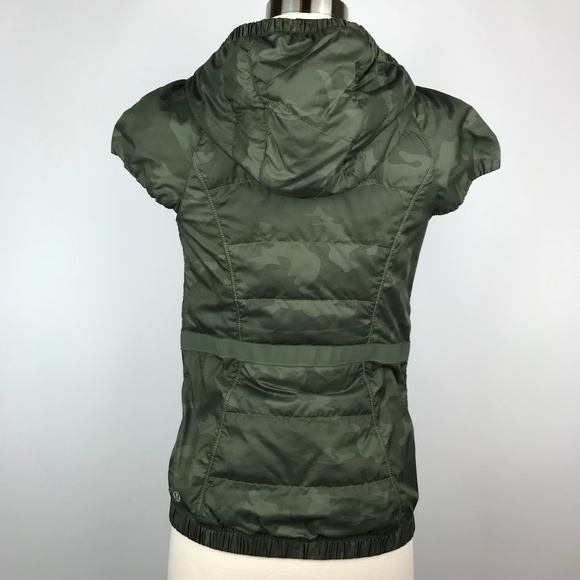 Lululemon Spring Fling Green Camo Puffy Hood Vest - Picture 3 of 8